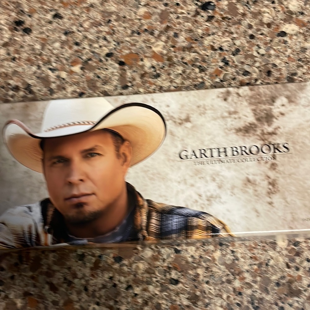 Garth Brooks -The Ultimate CD Collection